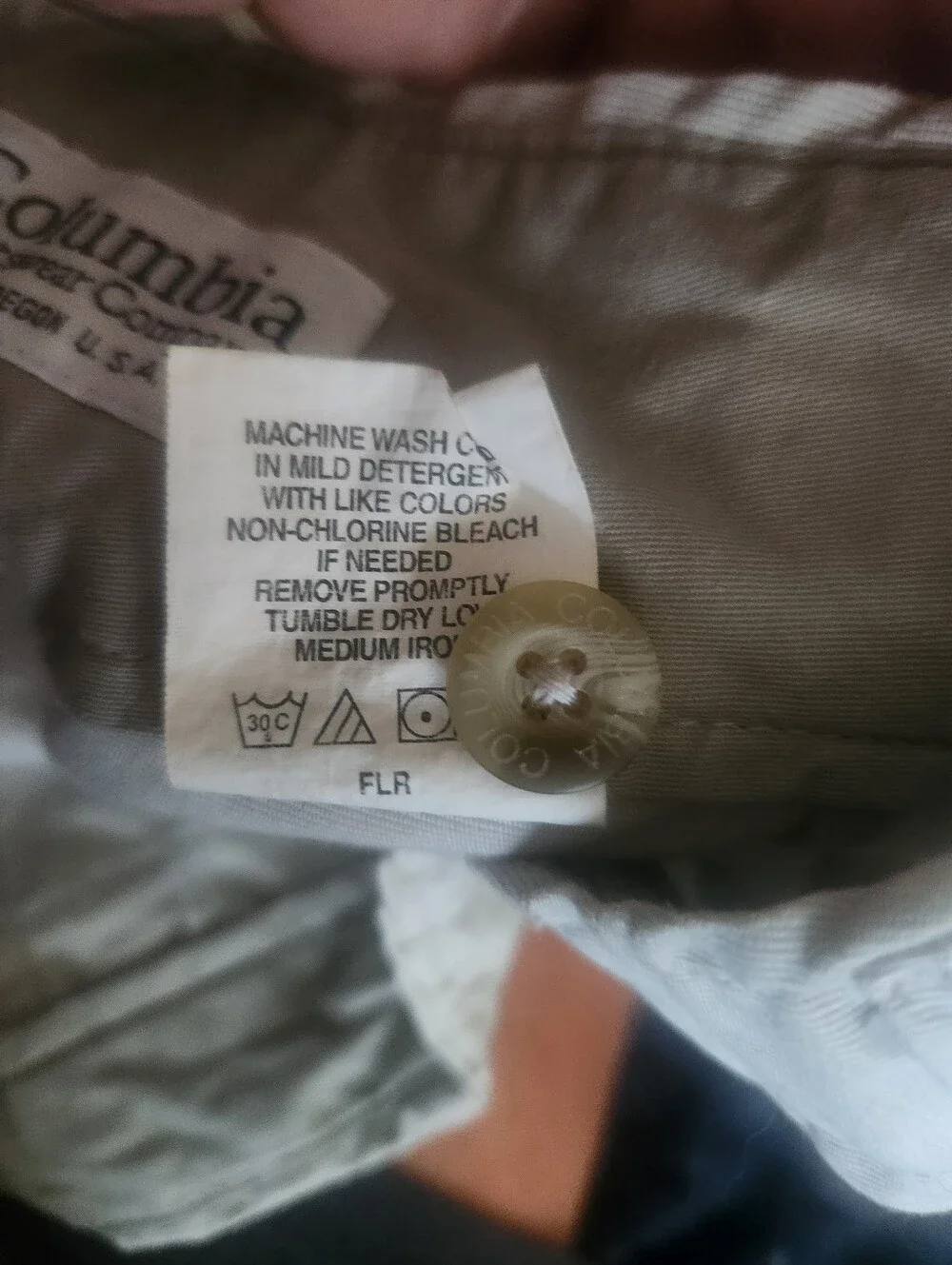 Columbia Classic Womens Khaki Cotton Shorts